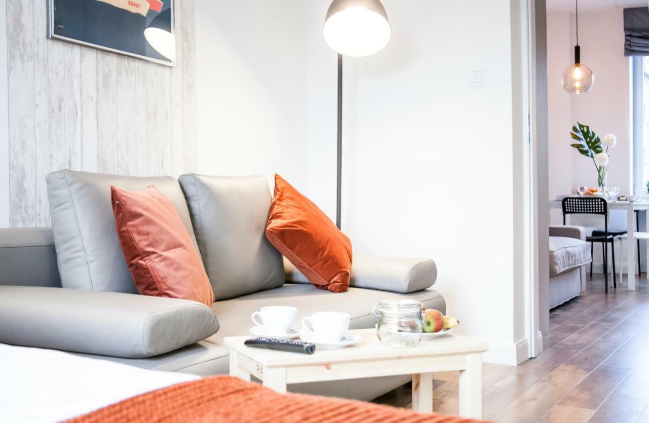 Family Luxury Comfort Old Town Apartament, 1-8, 2 Sypialnie I Salon, Parking W Cenie Gdansk Exterior photo